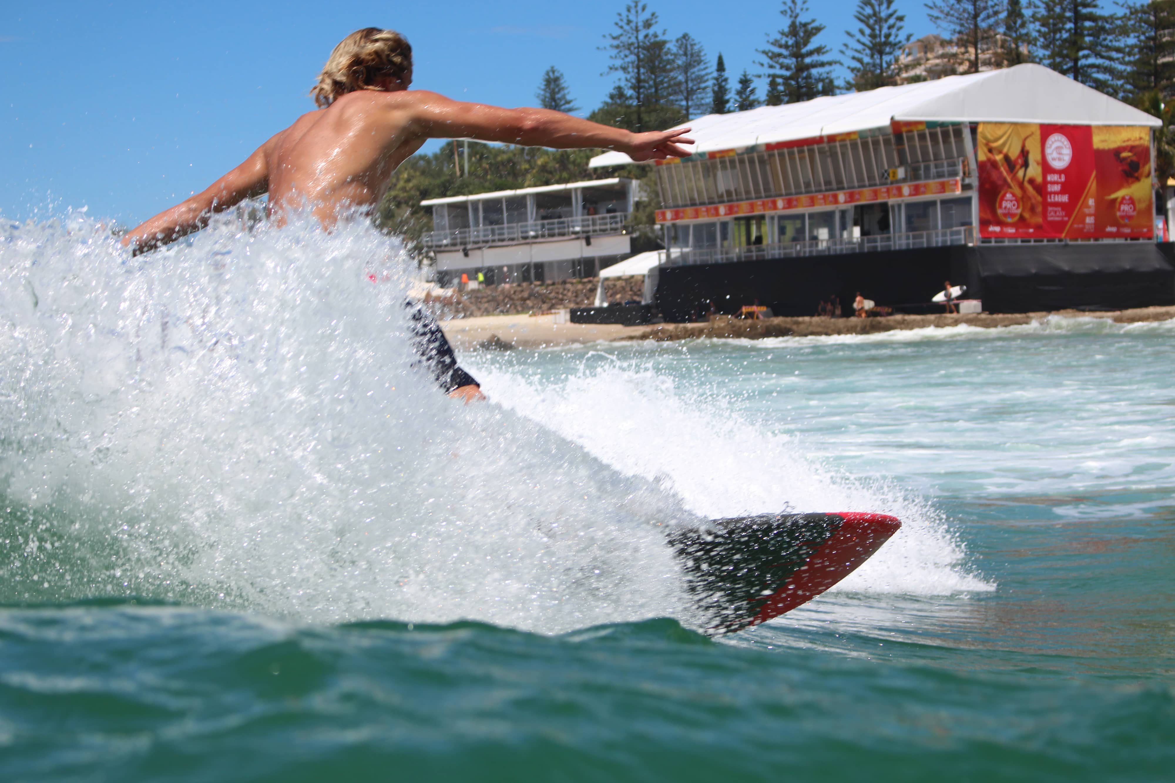 beginner-surf-spots-gold-coast-bayview-apartments